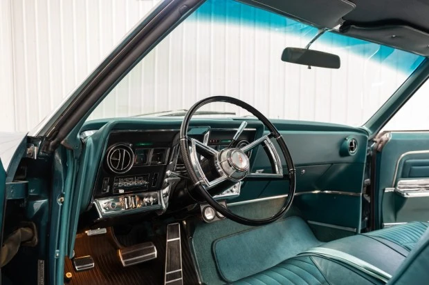 1966 Oldsmobile Toronado - Image 5 of 8