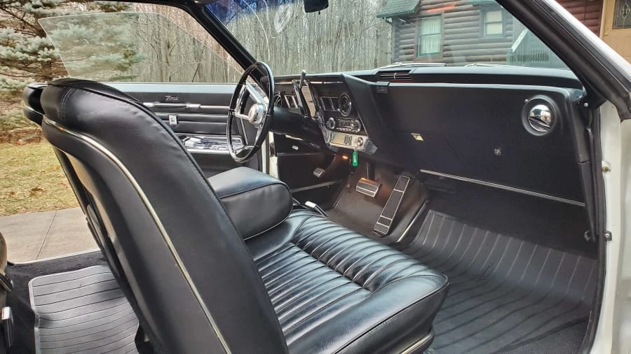 1966 Oldsmobile Toronado - Image 7 of 12