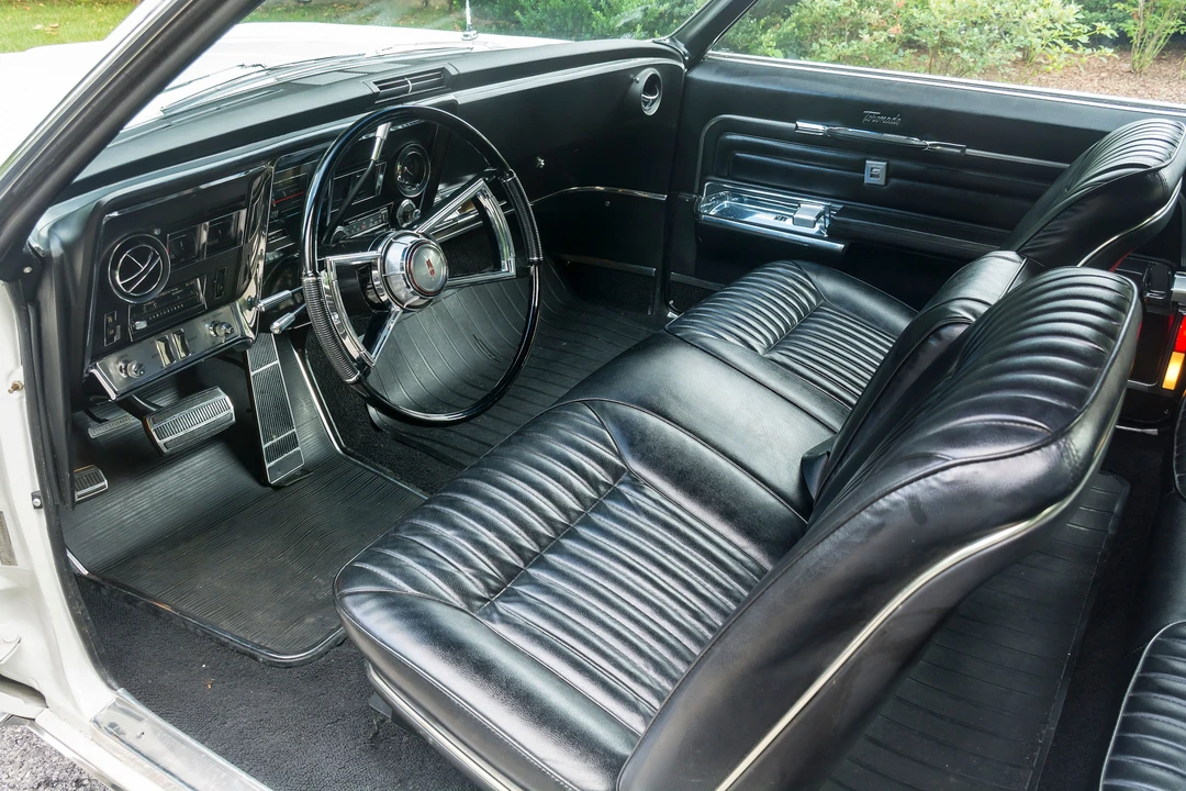 1966 Oldsmobile Toronado - Image 21 of 31
