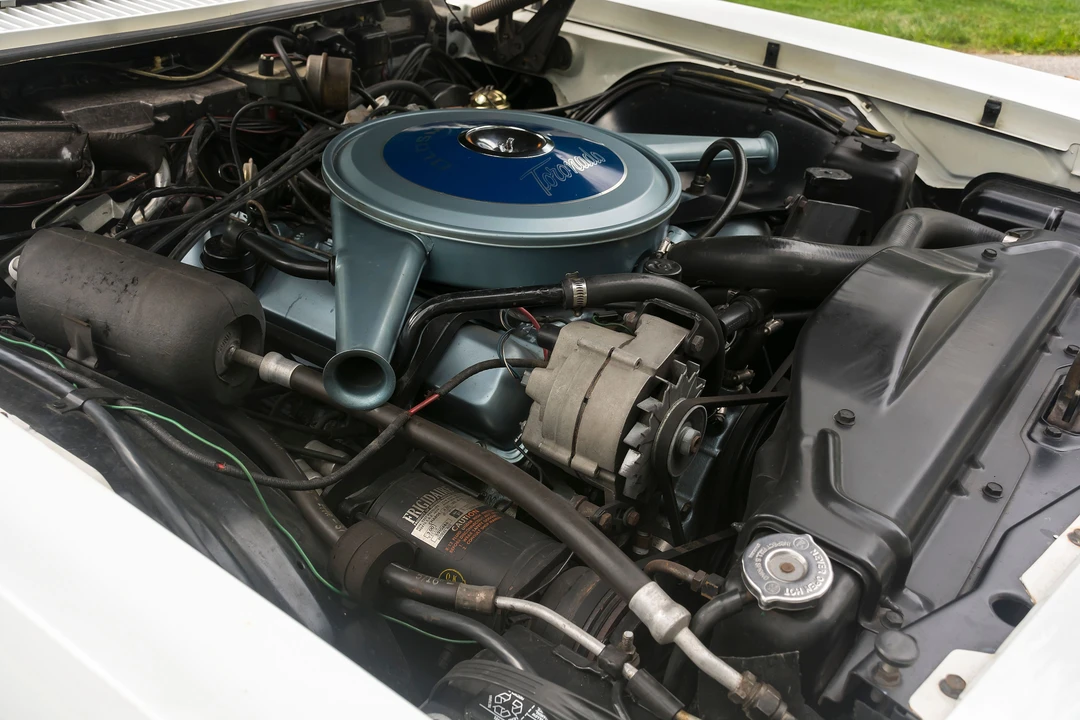 1966 Oldsmobile Toronado - Image 13 of 31
