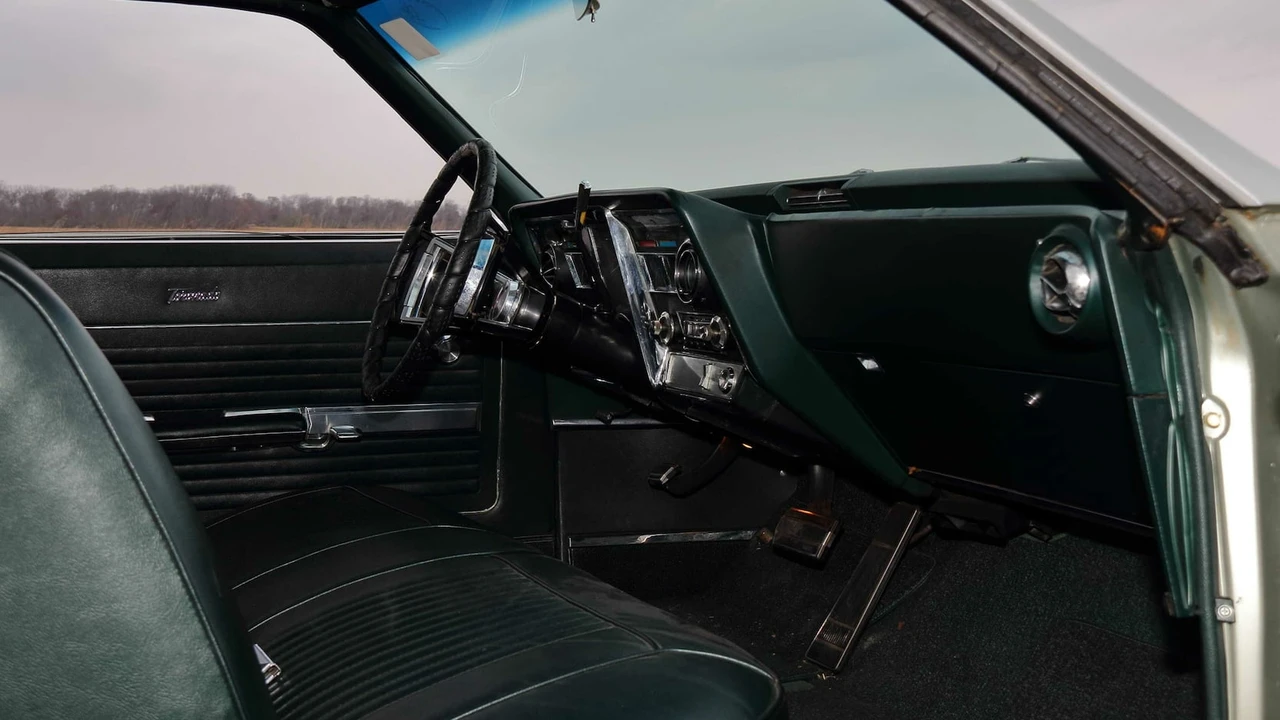 1966 Oldsmobile Toronado - Image 5 of 20