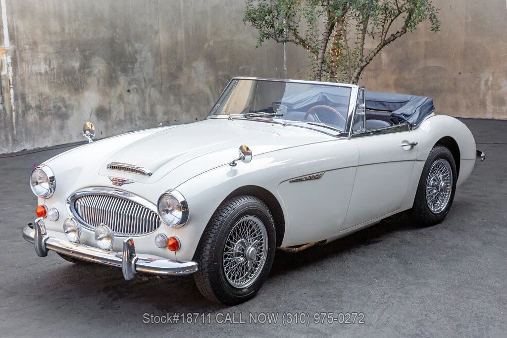 1966 Austin-Healey 3000 Mark III - Image 8 of 12