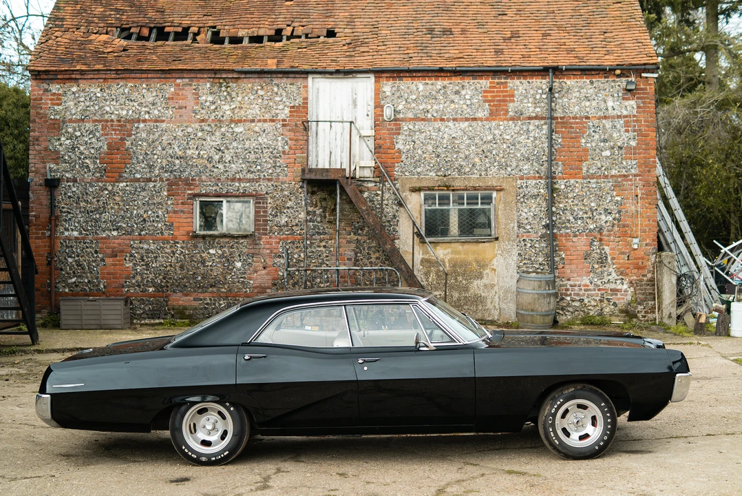 1966 Pontiac Parisienne - Image 11 of 31
