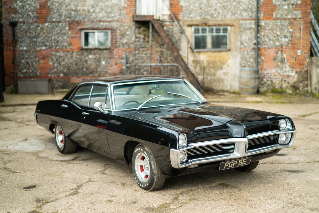 1966 Pontiac Parisienne - Image 2 of 31