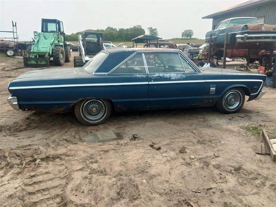 1966 Plymouth Fury - Image 3 of 24