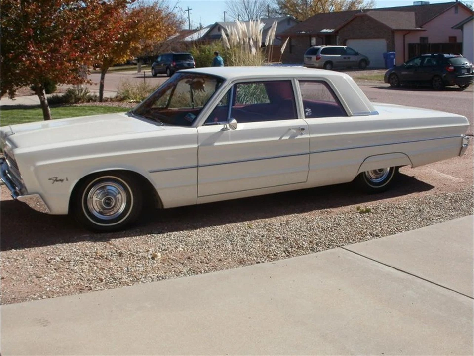 1966 Plymouth Fury - Image 10 of 30