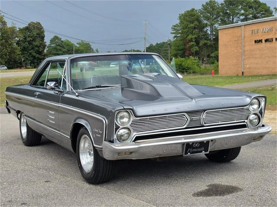 1966 Plymouth Fury - Image 4 of 31