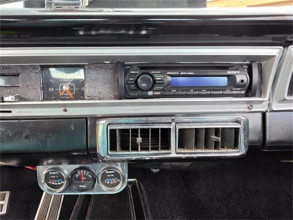 1966 Plymouth Fury - Image 20 of 31