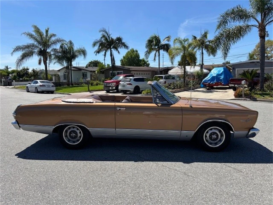 1966 Plymouth Valiant - Image 4 of 31