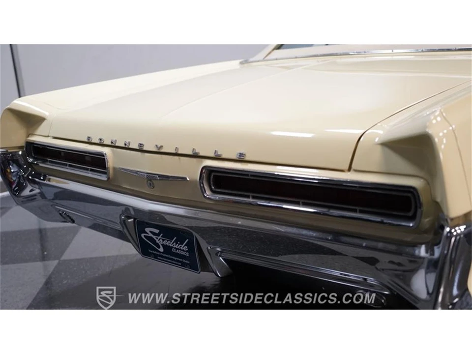 1966 Pontiac Bonneville 3rd Gen - Image 22 of 31