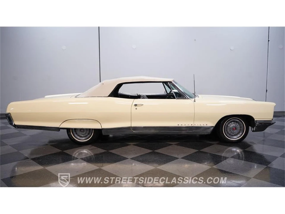 1966 Pontiac Bonneville 3rd Gen - Image 13 of 31