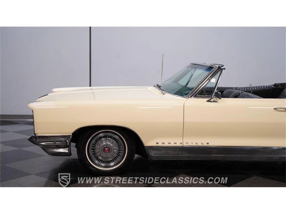 1966 Pontiac Bonneville 3rd Gen - Image 20 of 31