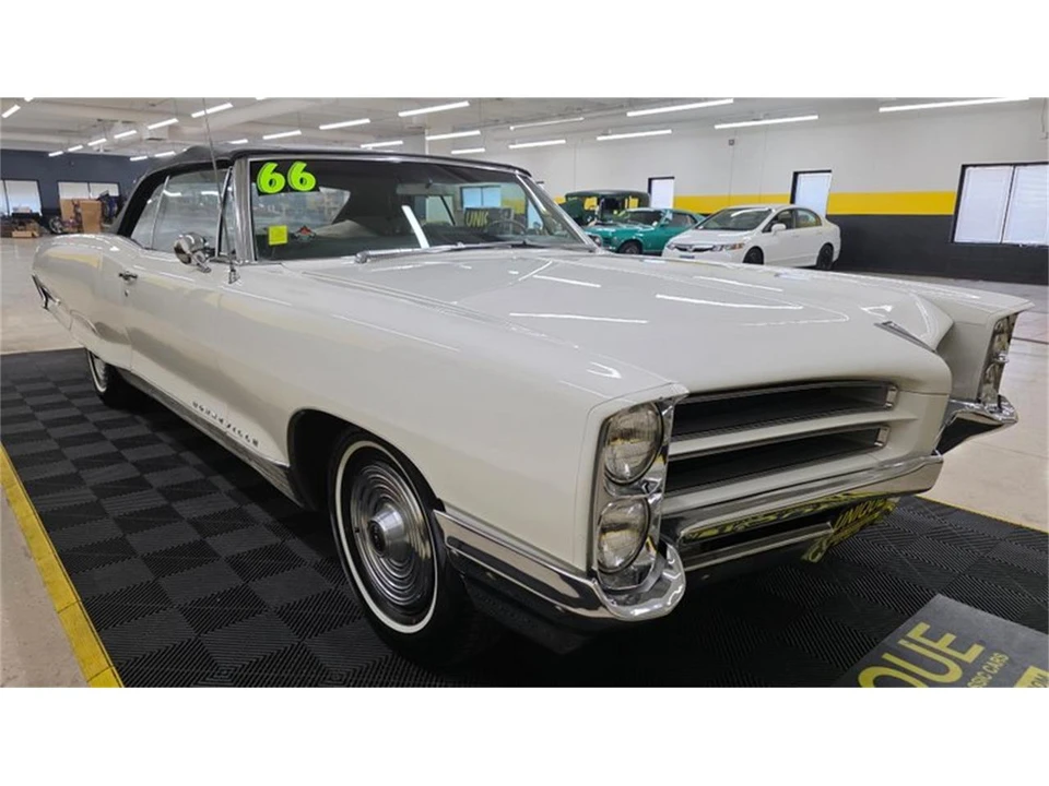 1966 Pontiac Bonneville 3rd Gen - Image 19 of 31