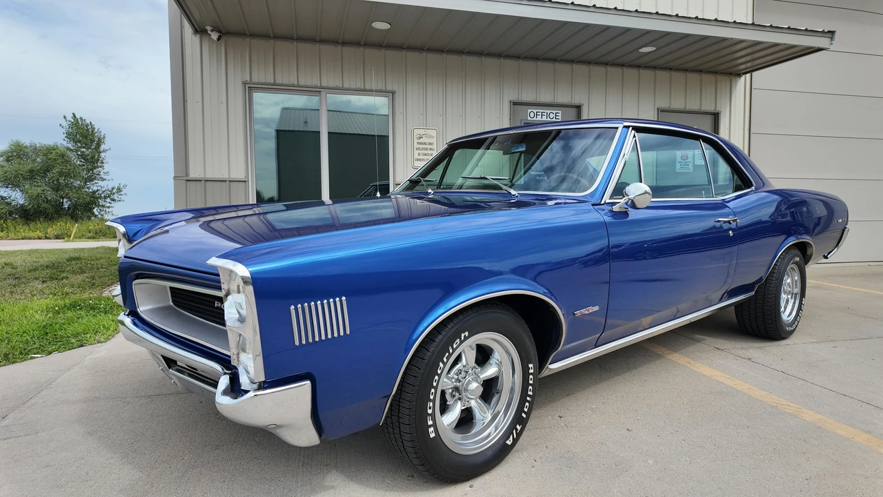 1966 Pontiac LeMans 2nd Gen - Image 10 of 31