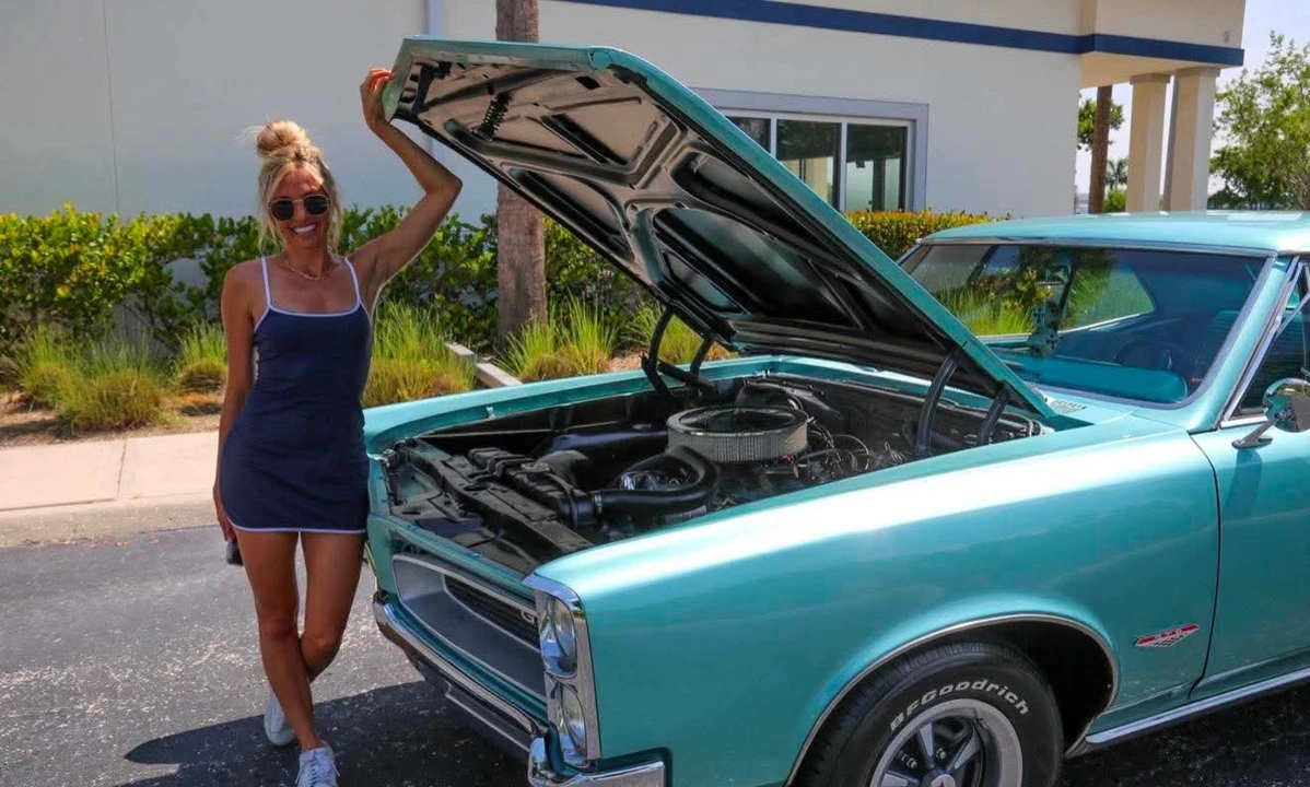 1966 Pontiac LeMans 2nd Gen - Image 18 of 23