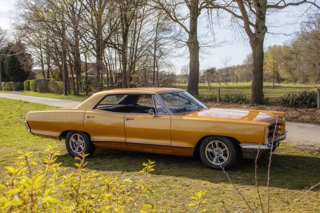 1966 Pontiac Parisienne - Image 24 of 30