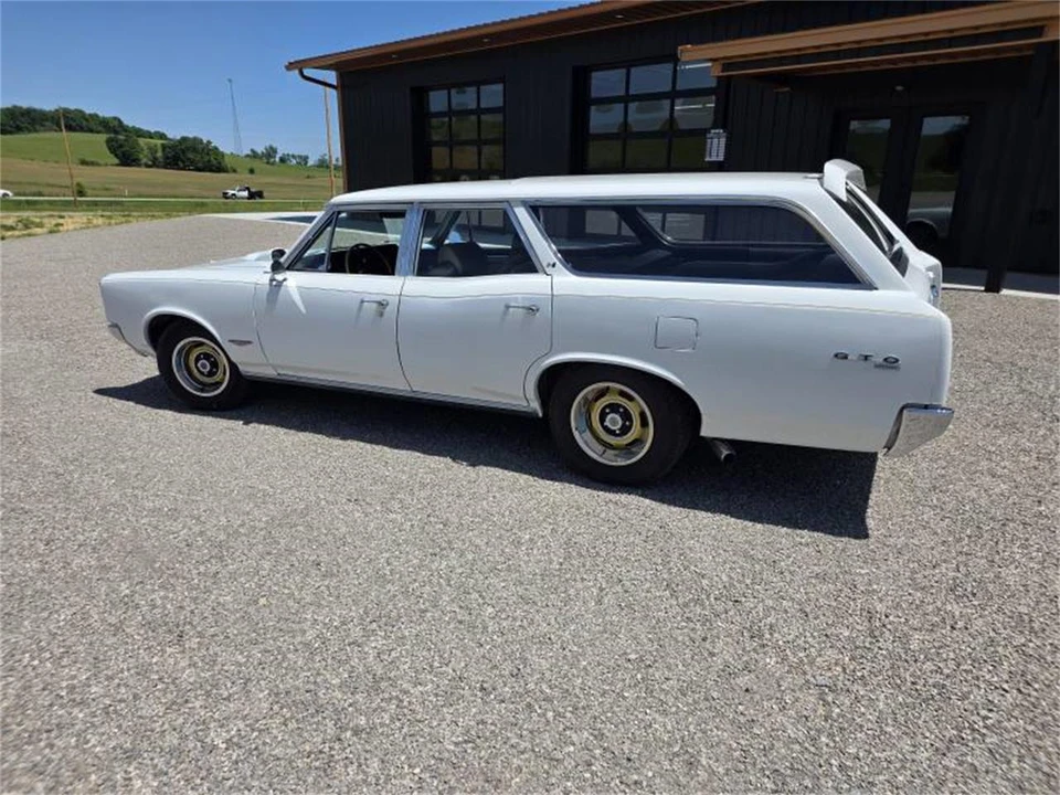 1966 Pontiac Safari - Image 10 of 31