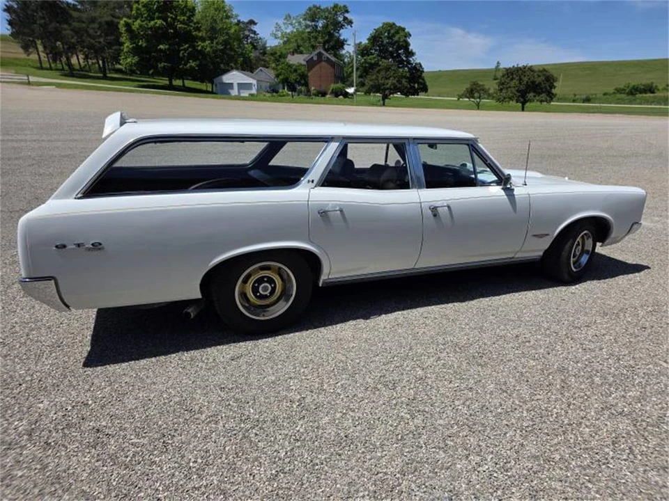 1966 Pontiac Safari - Image 23 of 31