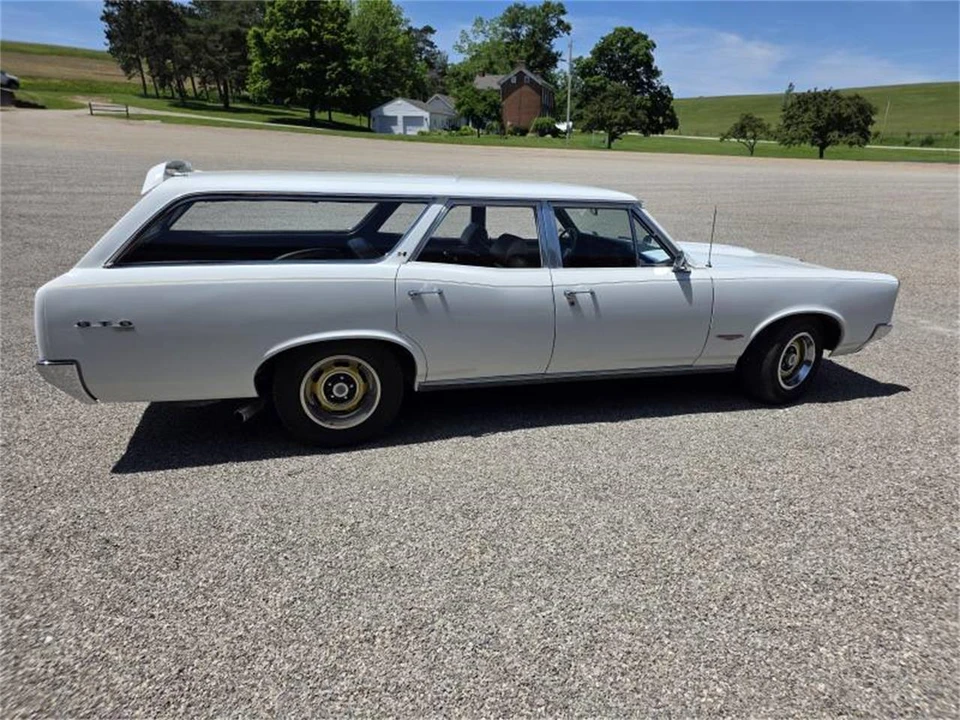 1966 Pontiac Safari - Image 24 of 31