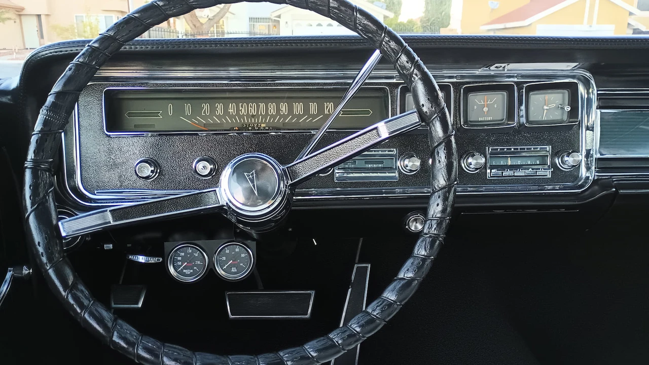 1966 Pontiac Star Chief - Image 6 of 11
