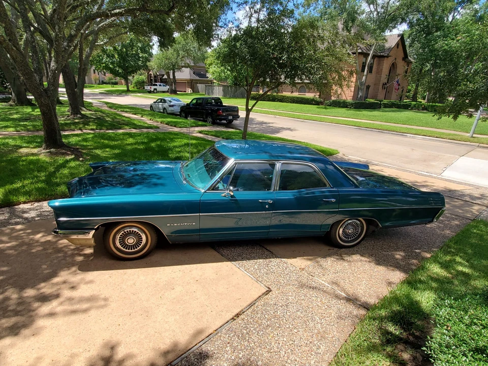 1966 Pontiac Star Chief - Image 8 of 31