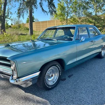 1966 Pontiac Strato Chief