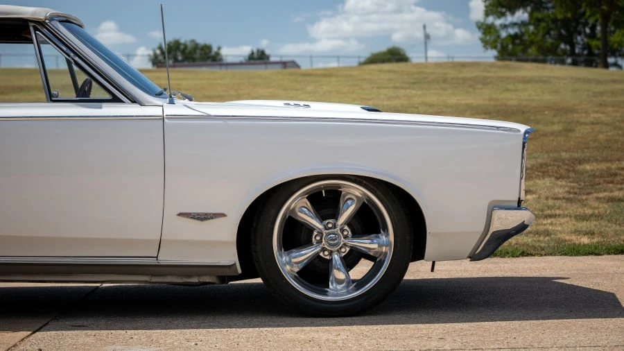 1966 Pontiac Tempest - Image 17 of 17