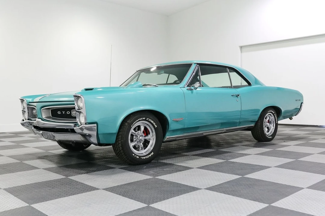 1966 Pontiac - Image 3 of 31