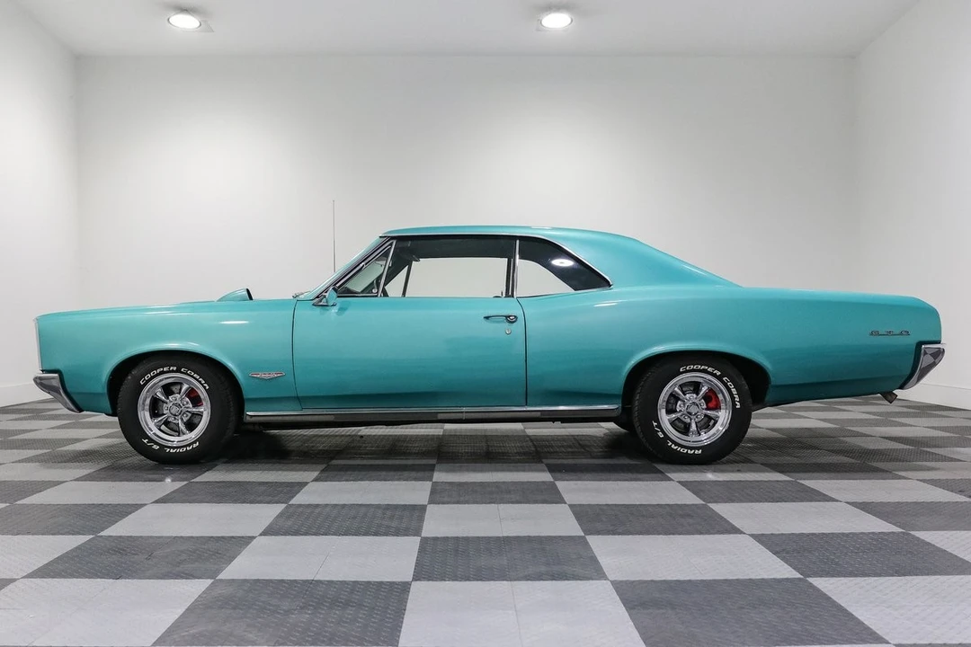 1966 Pontiac - Image 4 of 31