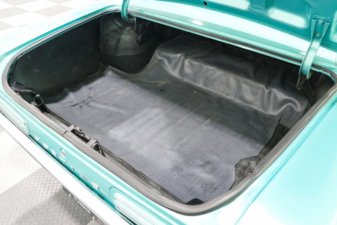 1966 Pontiac - Image 26 of 31
