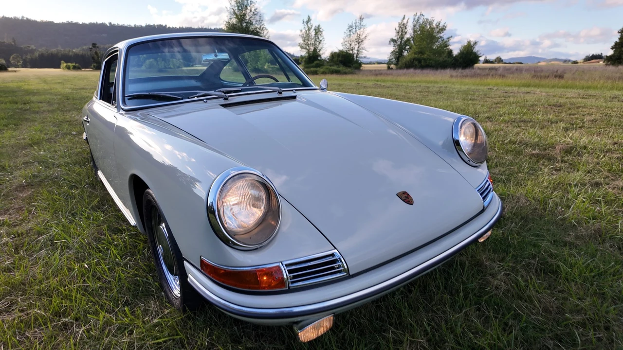 1966 Porsche 911 F-Body SWB - Image 29 of 31