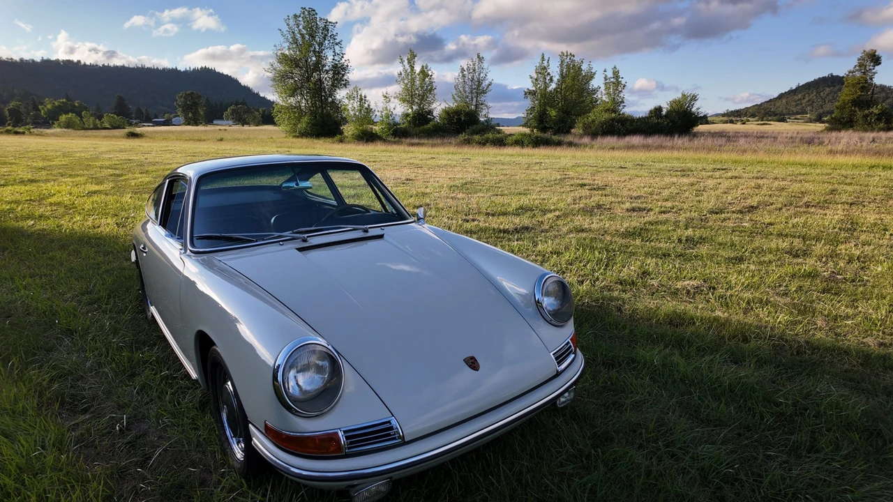 1966 Porsche 911 F-Body SWB - Image 28 of 31