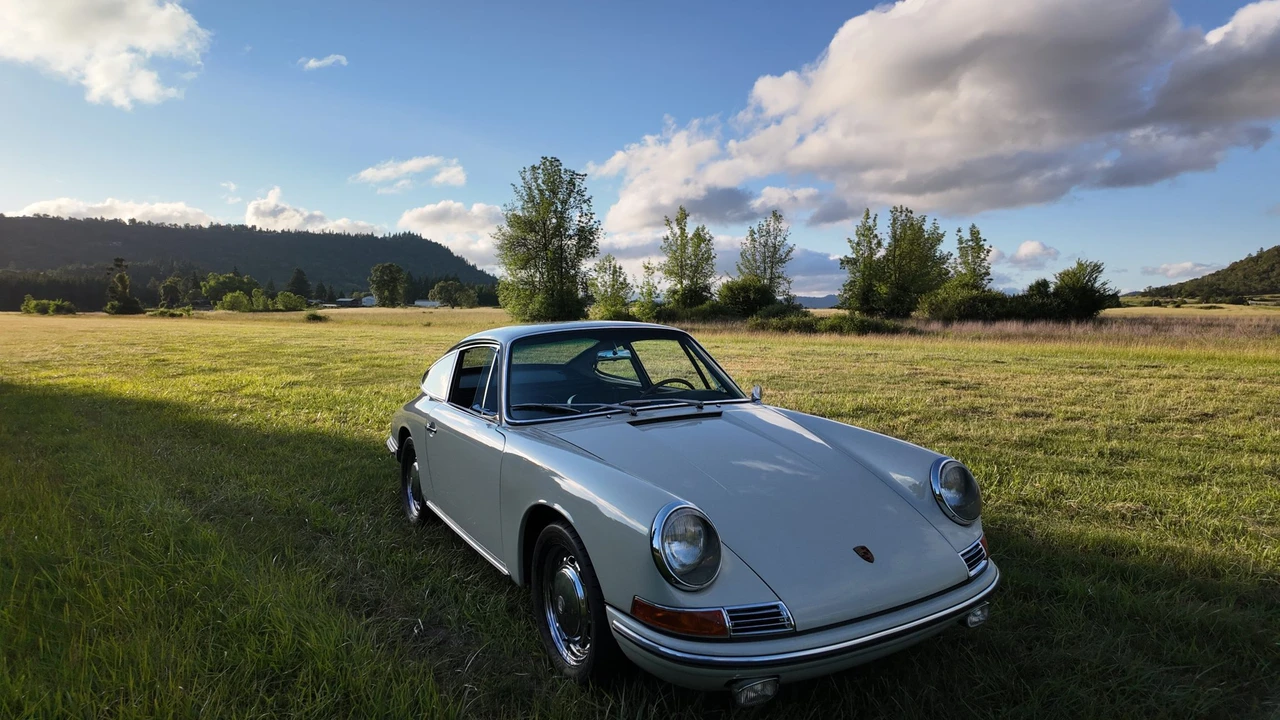 1966 Porsche 911 F-Body SWB - Image 26 of 31