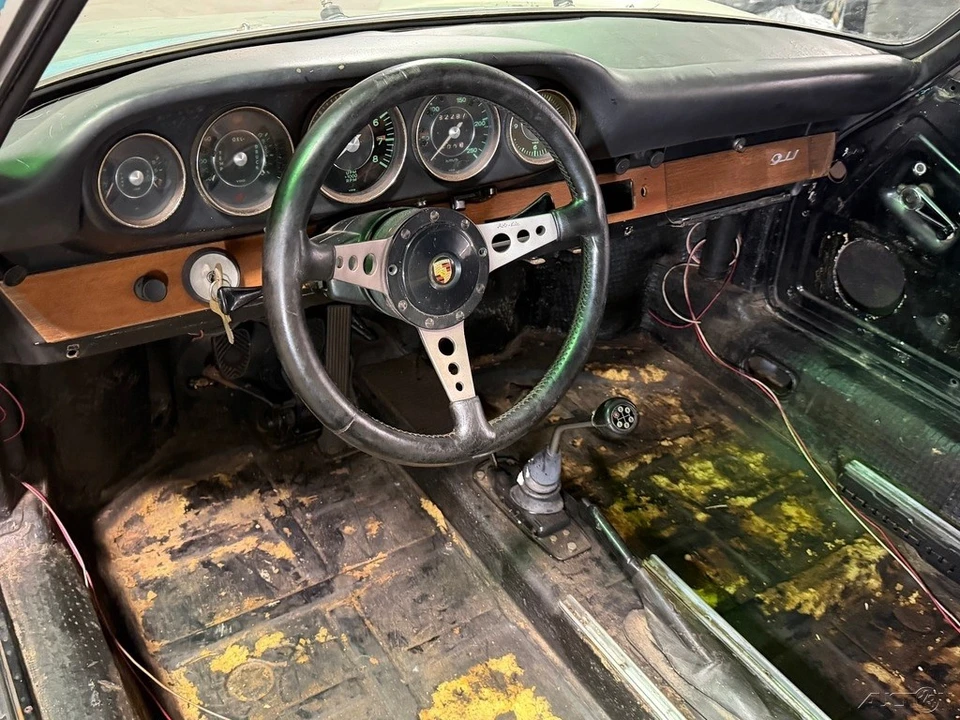 1966 Porsche 911 F-Body SWB - Image 15 of 31