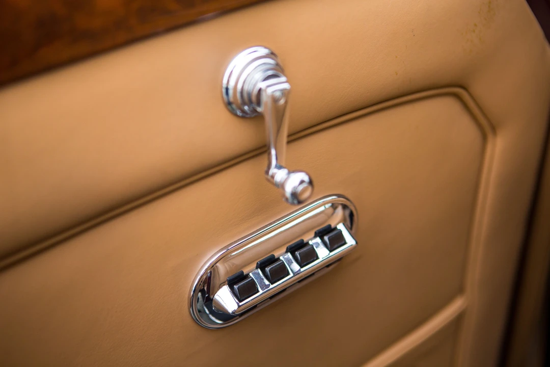 1966 Rolls-Royce Phantom V - Image 29 of 31