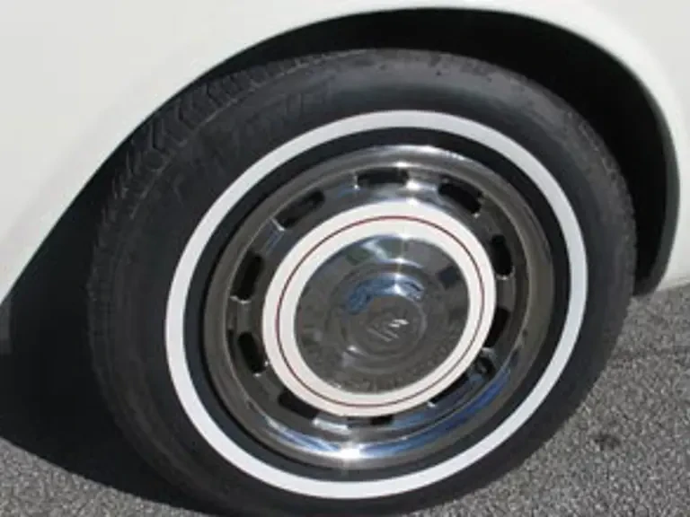 1966 Cadillac Sixty Special - Image 5 of 13