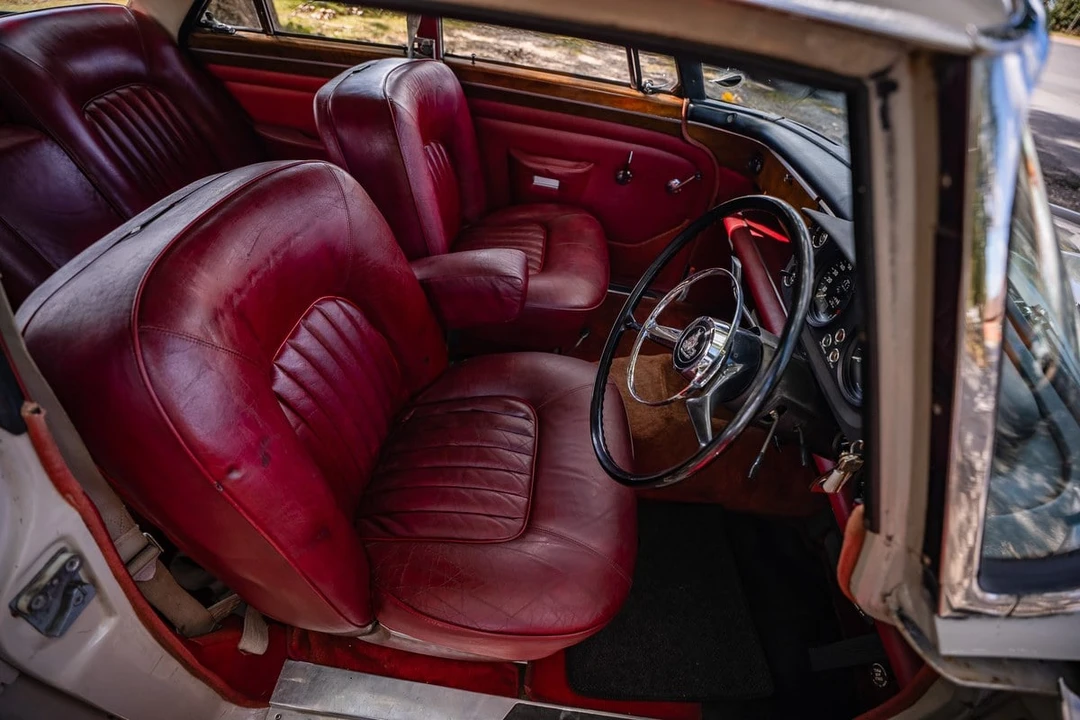 1966 Rover - Image 6 of 30