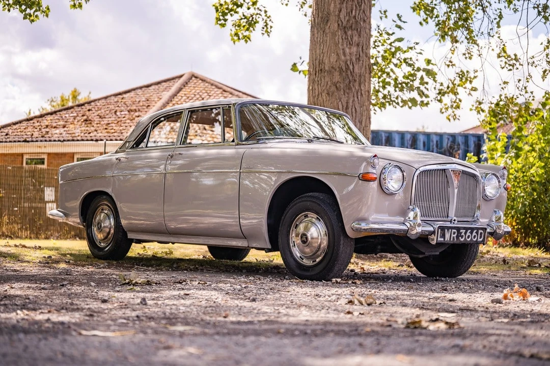 1966 Rover - Image 2 of 30