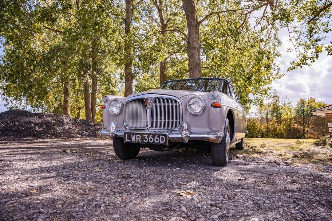 1966 Rover - Image 24 of 30