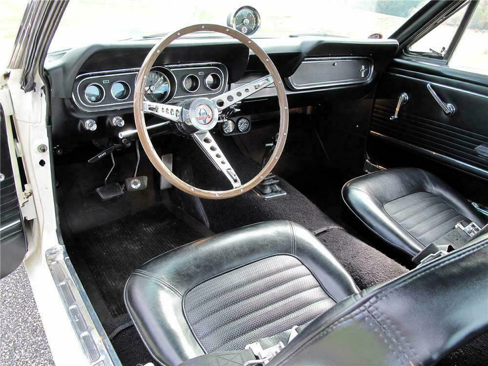 1966 Shelby GT350 - Image 4 of 5