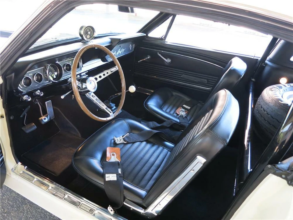 1966 Shelby GT350 - Image 4 of 5