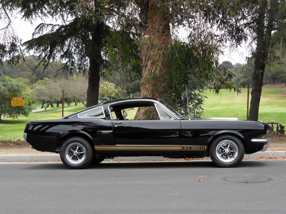 1966 Shelby GT350 - Image 4 of 4
