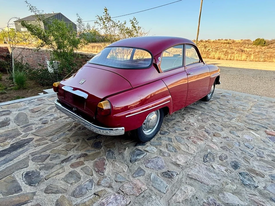 1965 Saab 96 - Image 16 of 30