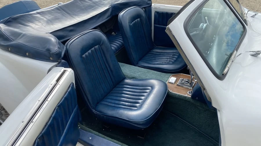 1966 Cord 810 & 812 - Image 8 of 18