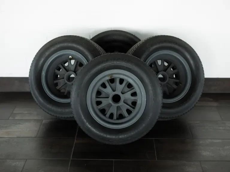 1966 Shelby Cobra 427 - Image 27 of 29