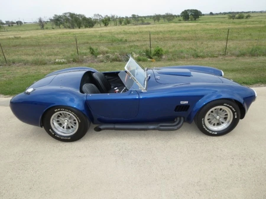 1966 Shelby Cobra 427 - Image 2 of 11