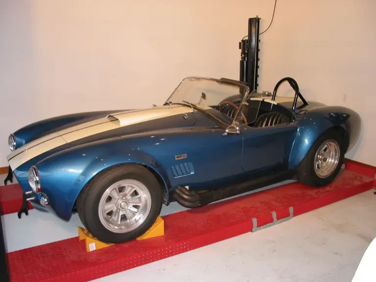 1966 Shelby Cobra 427 - Image 2 of 2