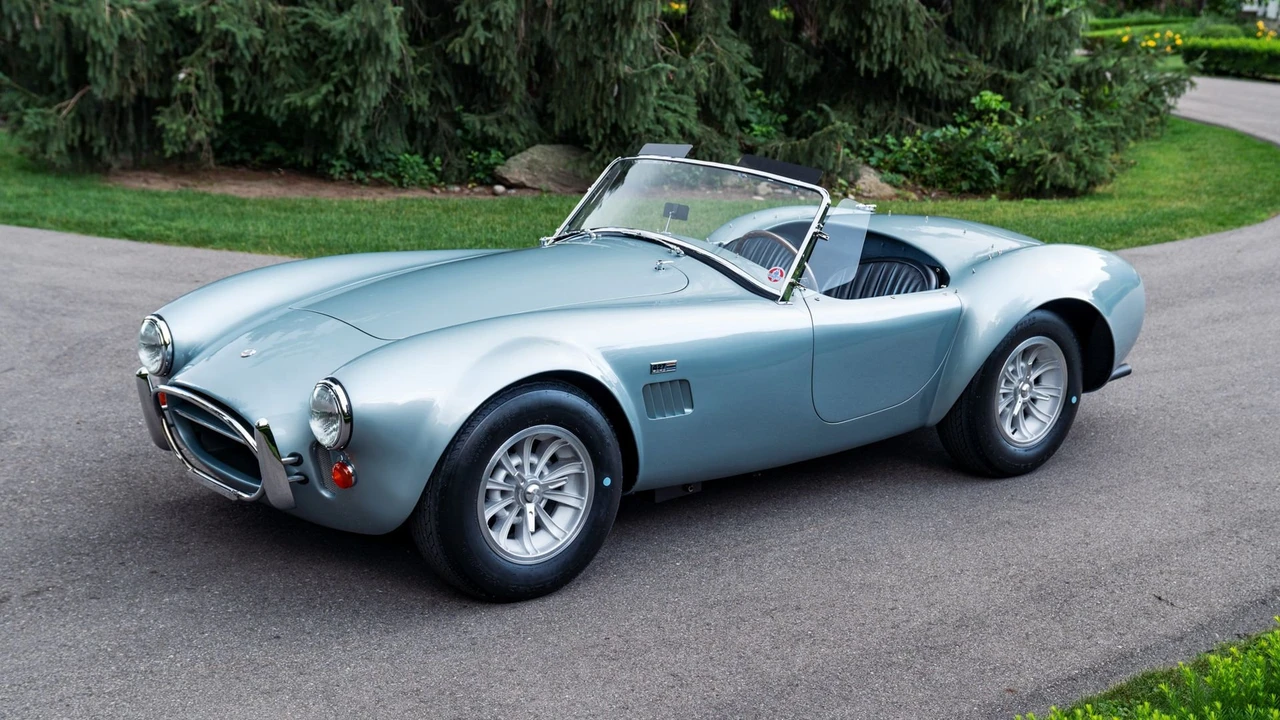 1966 Shelby Cobra 427 - Image 14 of 31