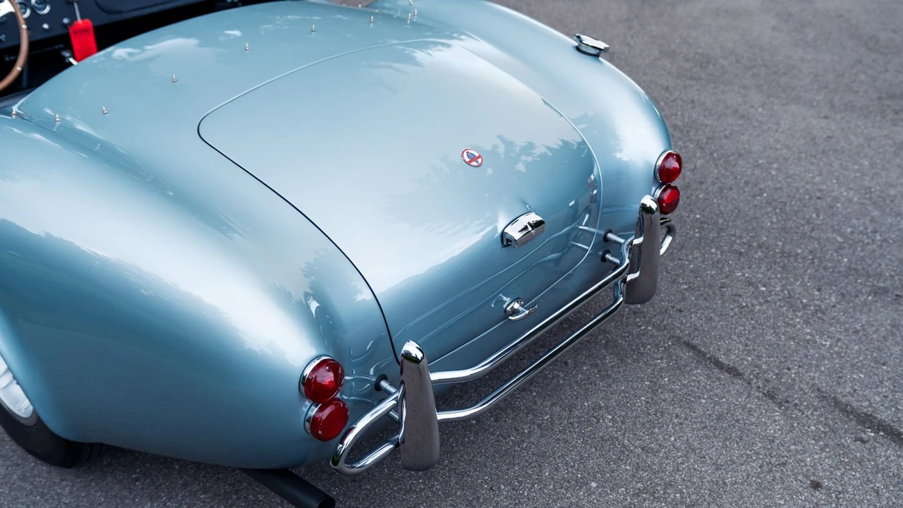 1966 Shelby Cobra 427 - Image 29 of 31