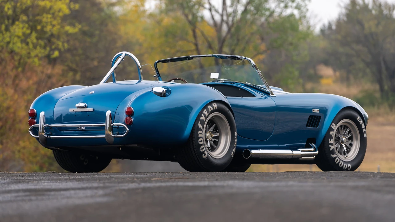 1966 Shelby Cobra 427 - Image 13 of 31